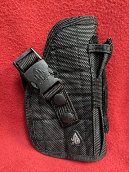 UTG right hand black holster used (31cr- ca6-enu77)