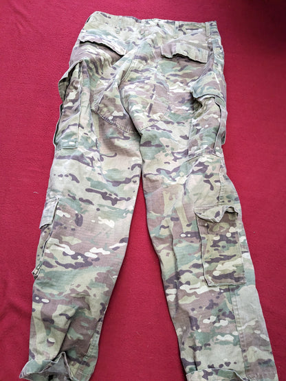 SET of us army medium regular propper traditional ocp uniform top pants air force used (ec12-enu106)