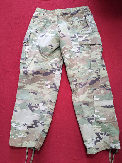 SET of us army medium short traditional ocp uniform top pants air force used (ec11-enu102)