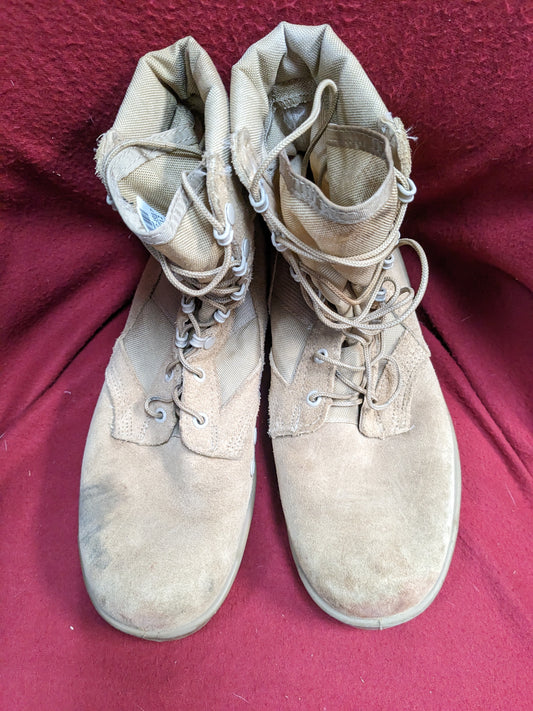 US army 8.5w combat boots 499 Tan used (061503)