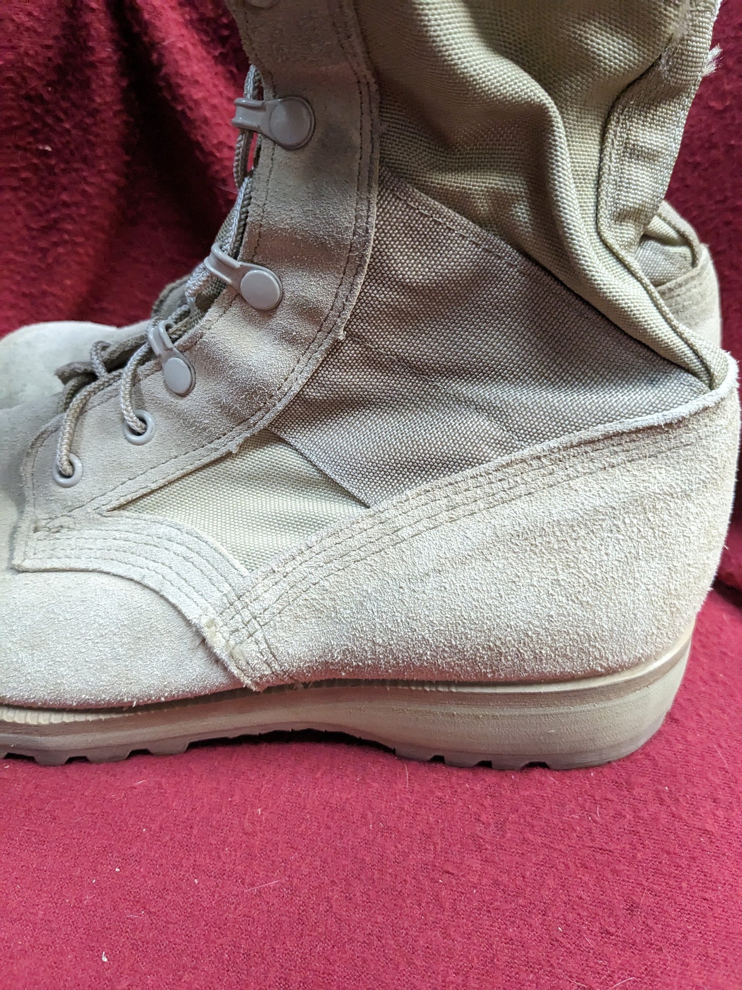 US army 9 1/2 wide combat boots 499 tan used (061507)