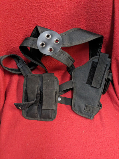 Shoulder holster w/two mag pouches Black (hc05-enu120)