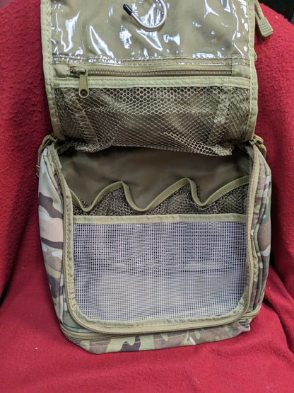 Mercury tactical we pierce stay rogue toiletry kit excellent condition (26a-enu127)