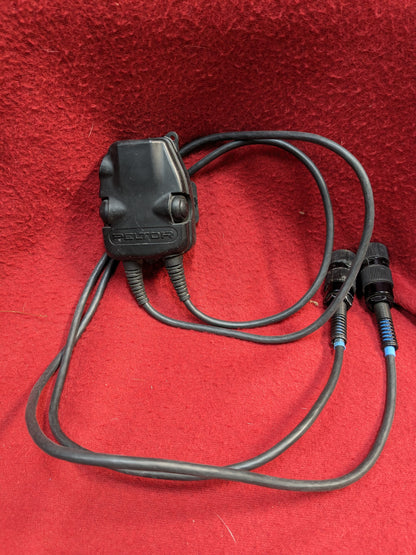 3M peltor dual push-to-talk (ptt) adapter military radios fl5701 unused (com1-enu134)