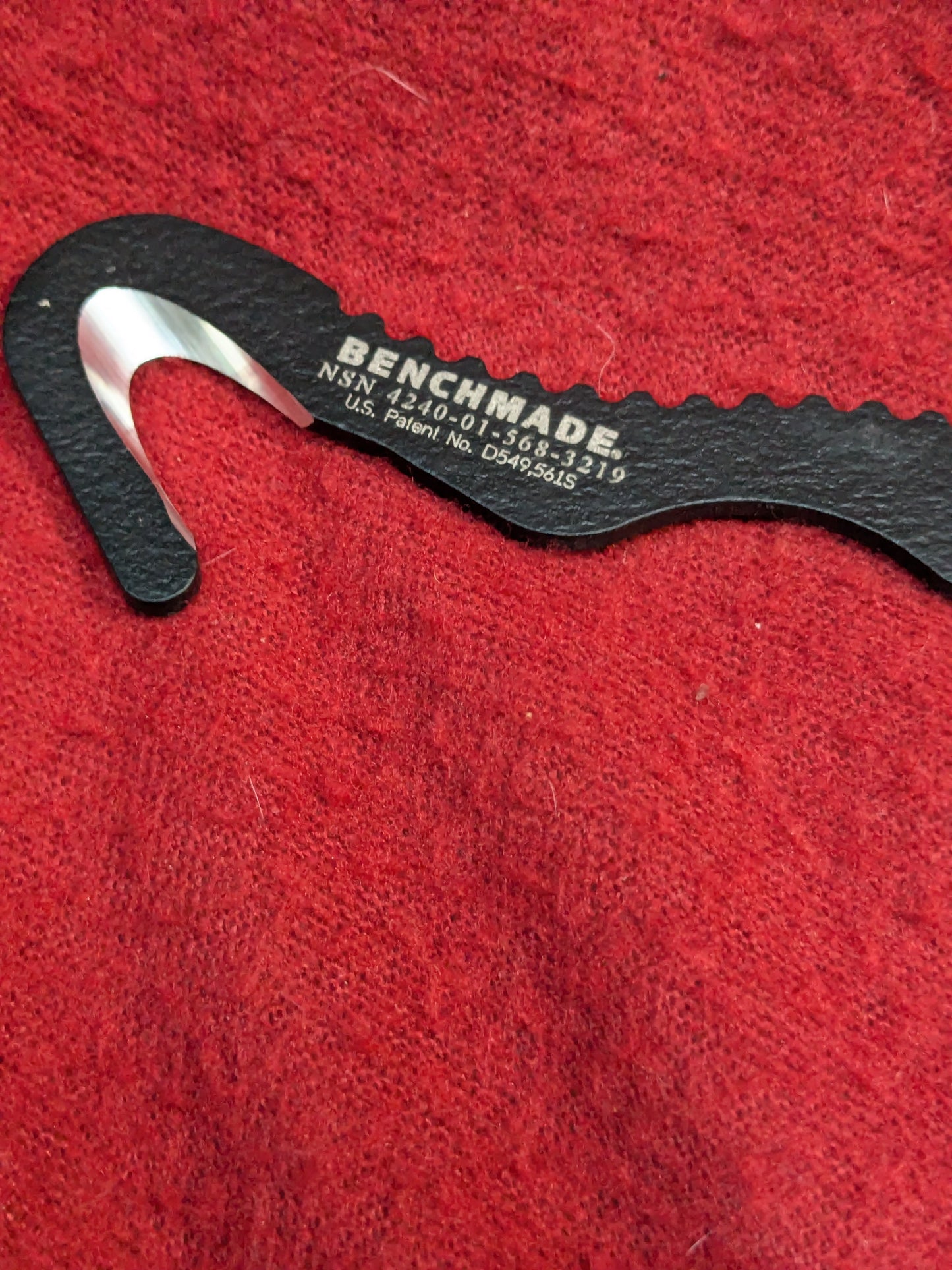 Benchmade Seatbelt Strap Cutter with Pouch (06cc-enu169)