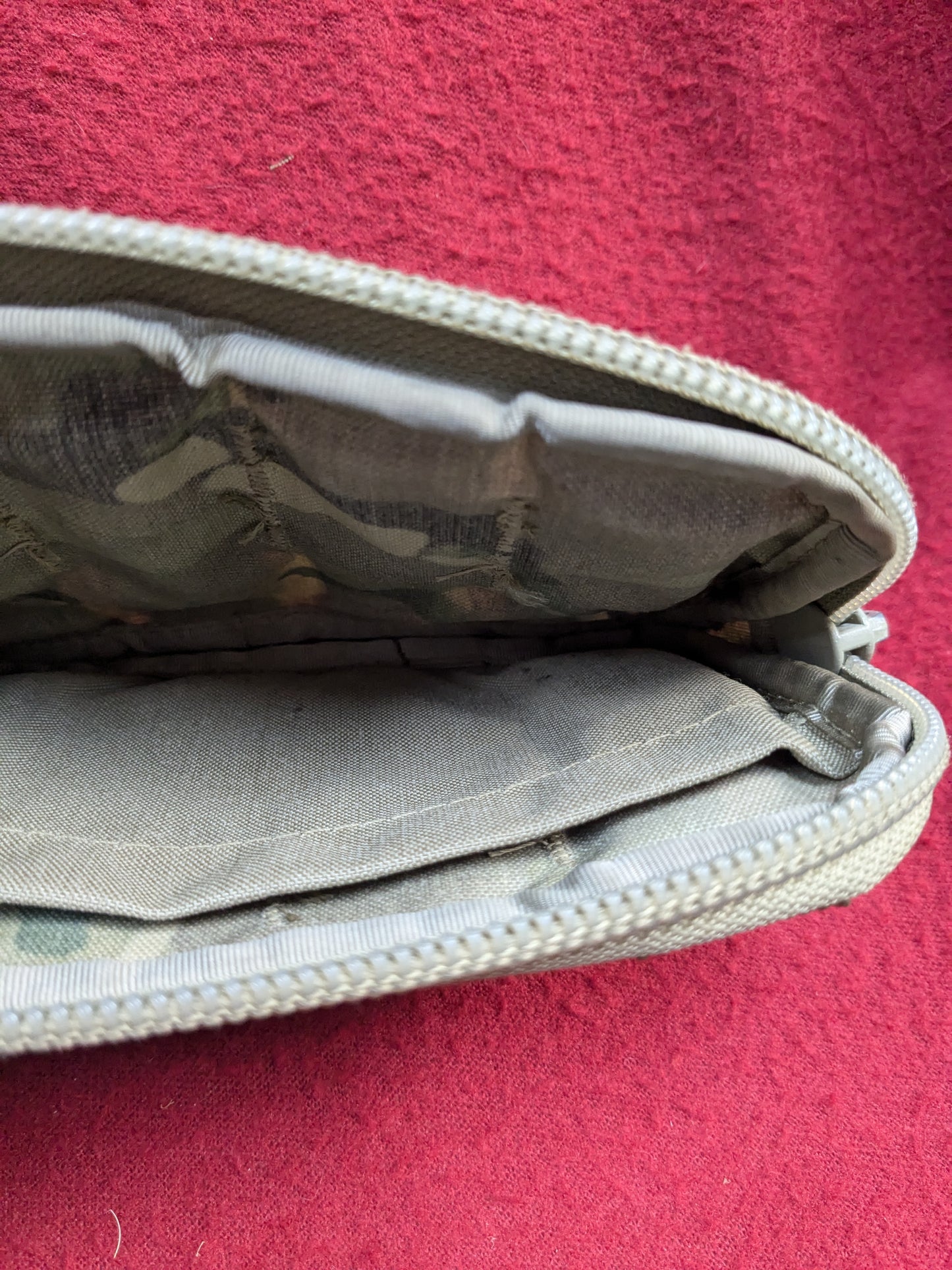 Multicam Admin / Utility Pouch Molle OCP Used (31cr-enu177)