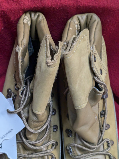 NWT US Army Bates 8.5 R E03412A Gore-tex Deployment Mountain Combat Boots Temperate Weather (b#-YLU01)