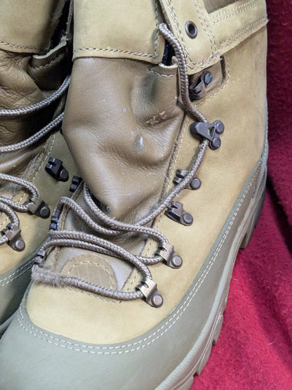 NWT US Army Bates 8.5 R E03412A Gore-tex Deployment Mountain Combat Boots Temperate Weather (b#-YLU01)