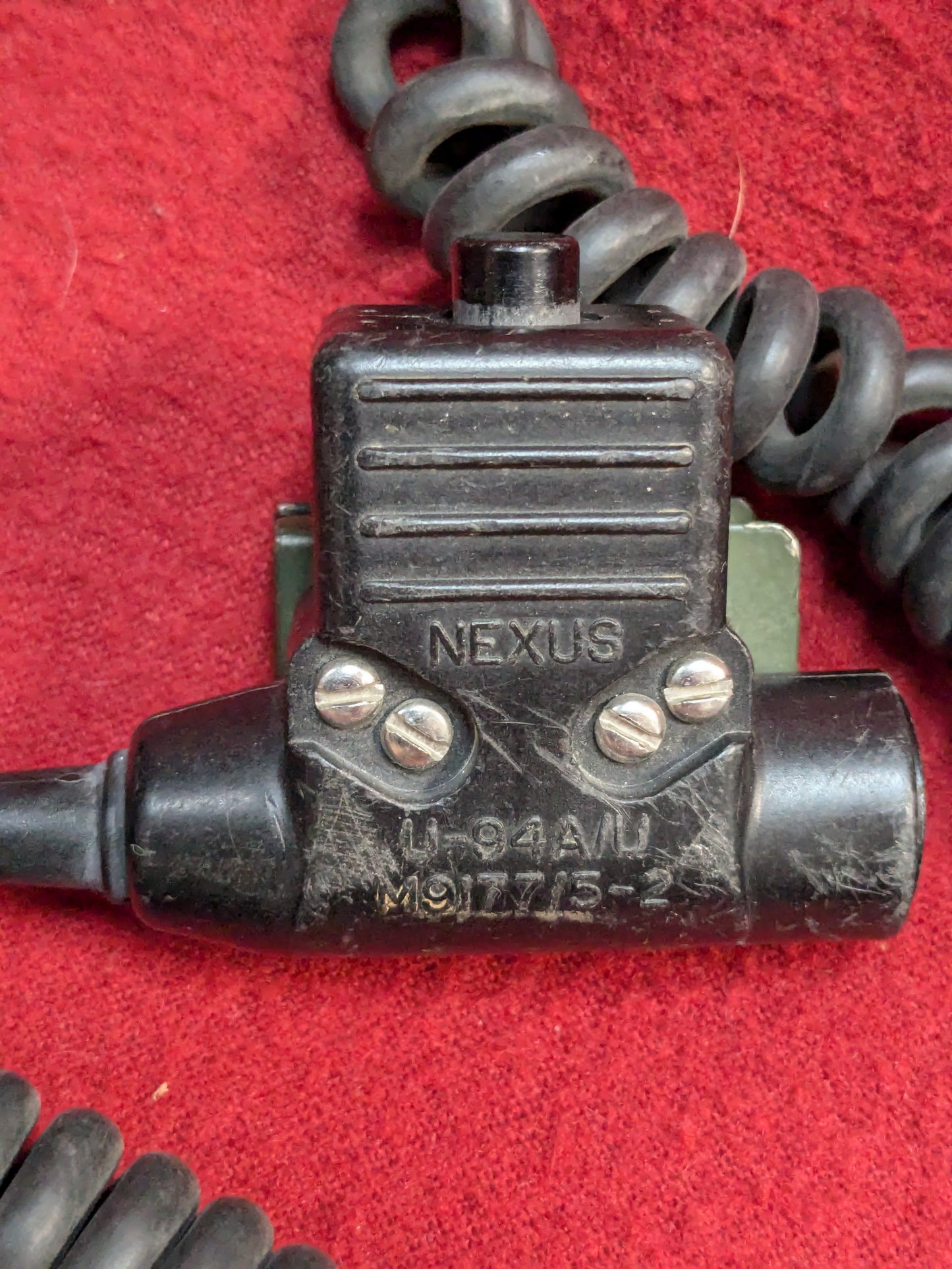 MSA Nexus Push to Talk PTT M9177/5-2 U-94A/U MSA PRC Good Condition (com1-YLU03)