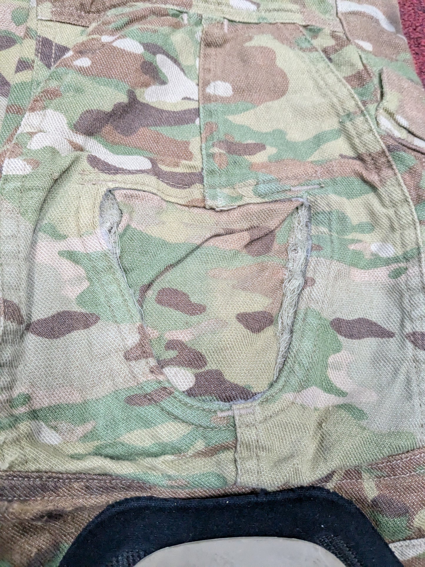 US Army deployment frac combat pants Small Regular w/ knee Pads Used (fc07-YLU38)