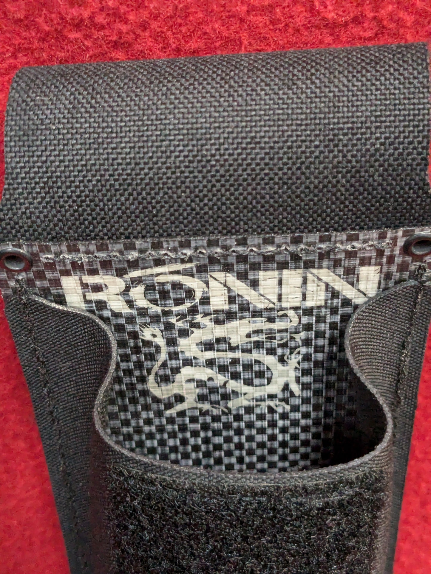 Ronin Black MOLLE 5.56mm Pouch Used (31cr- ca6-YLU138)