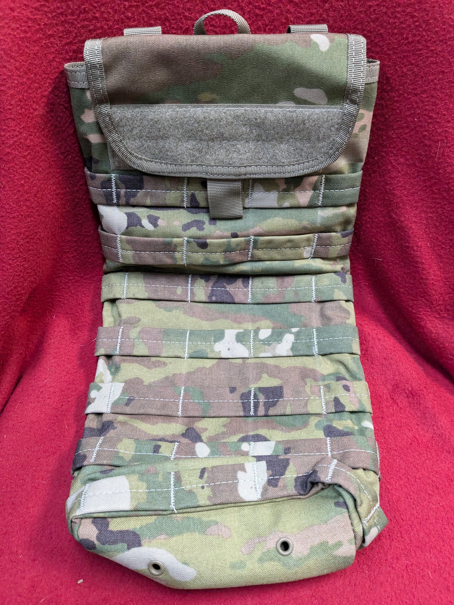 Condor Outdoor Hydration Carrier Multicam Used (08o- db01-YLU163)