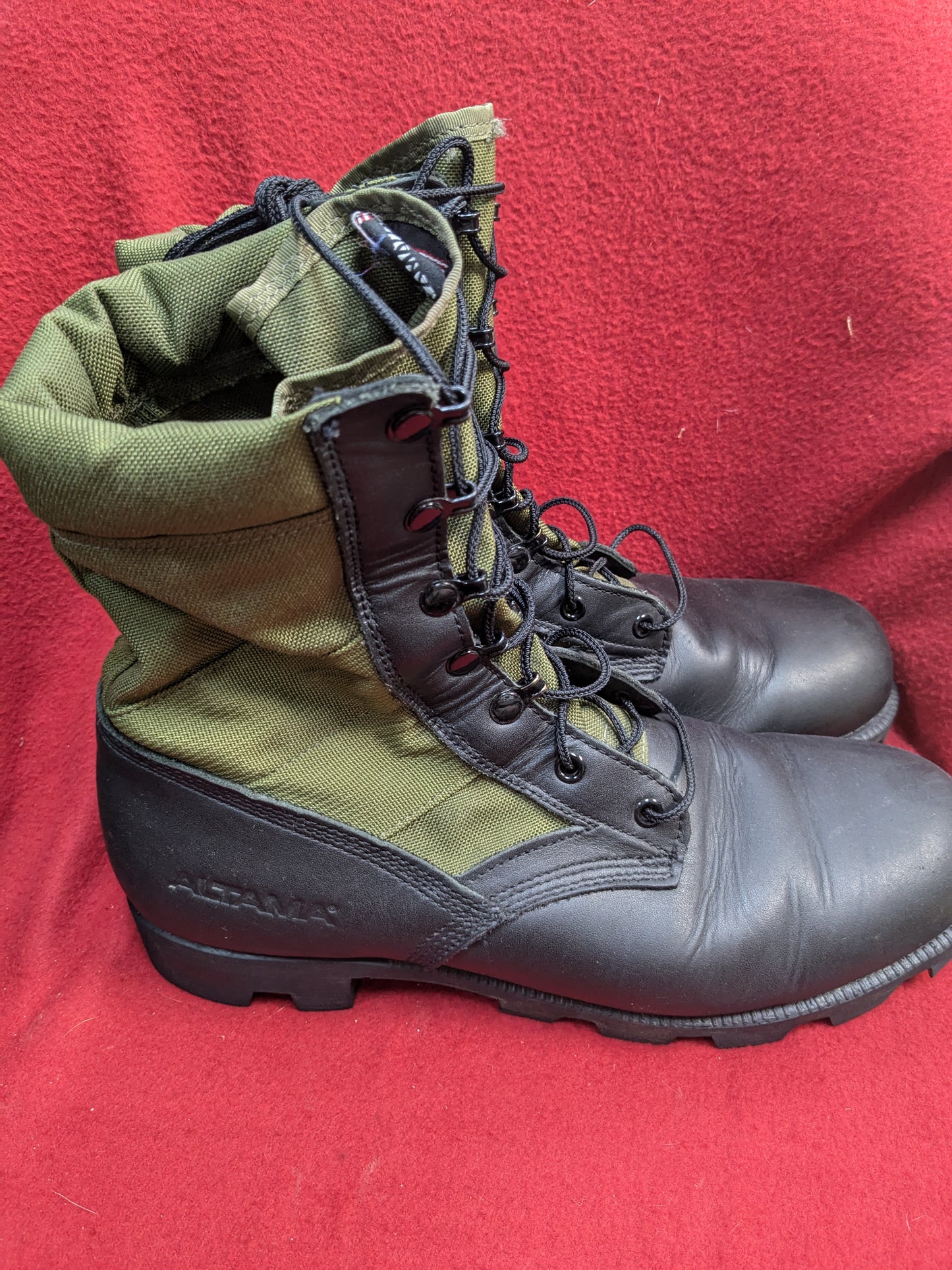 Altama Jungle 10.5" Regular Boots Excellent Condition (GTT-GUA03)