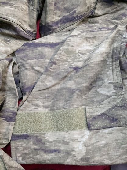 O.P.S. A-TACS Camo Combat Pants w/ Knee Pads Medium Long Excellent Condition ATACS (fc06-GUA101)