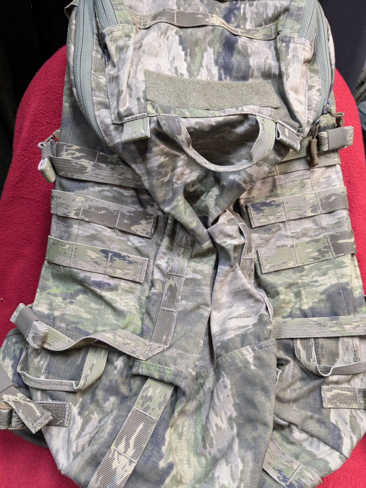 Mayflower Velocity Systems A-TACS Camo 30L Summit Pack Excellent Condition ATACS (GUA116)