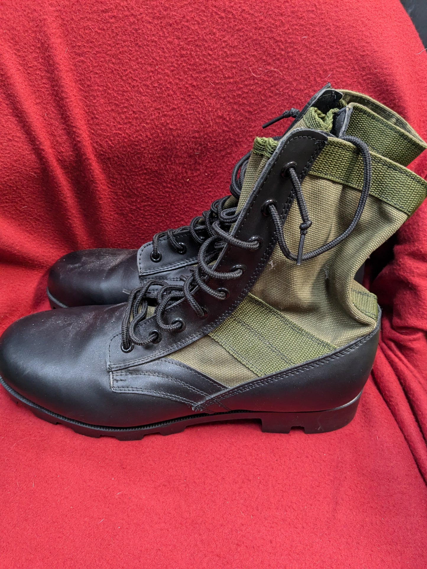 Rothco Black / Green Leather Lace-Up Military Tactical Boots Size: 13 R Regular Used (hc07-PET16)