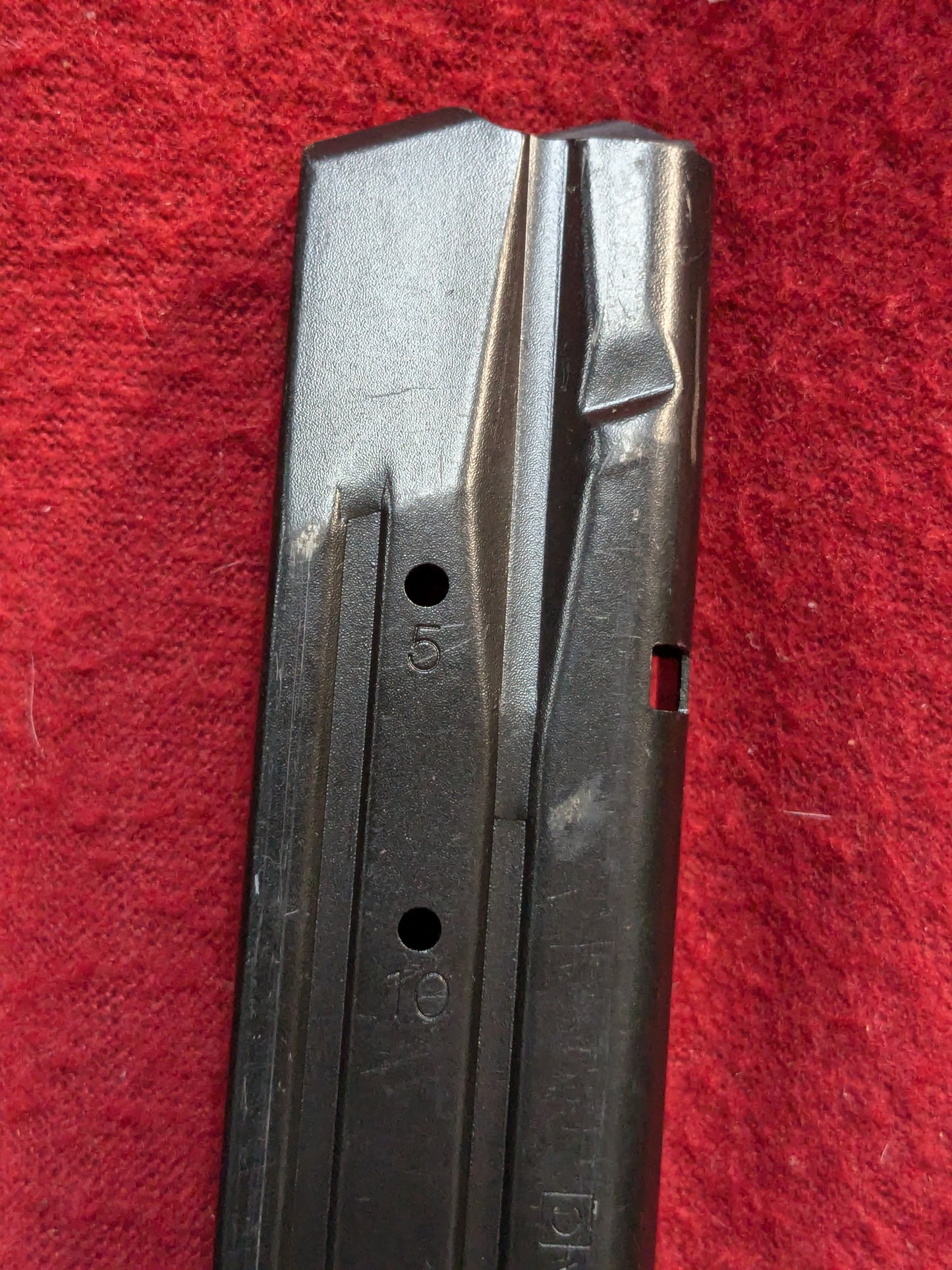 Sig Sauer 17 Round 9mm Pistol Magazine Excellent Condition (hc03-PET98)