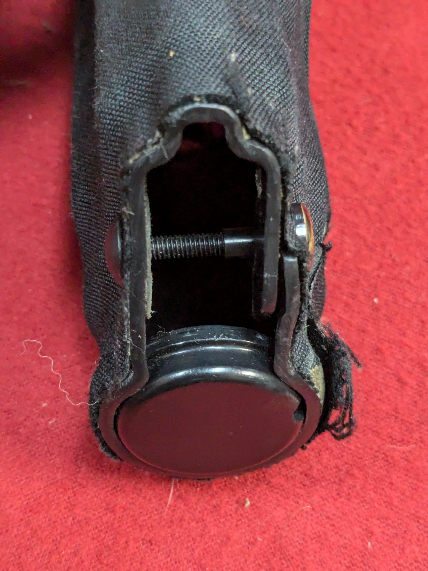 Black Pistol Holster Used (hc03-PET116)