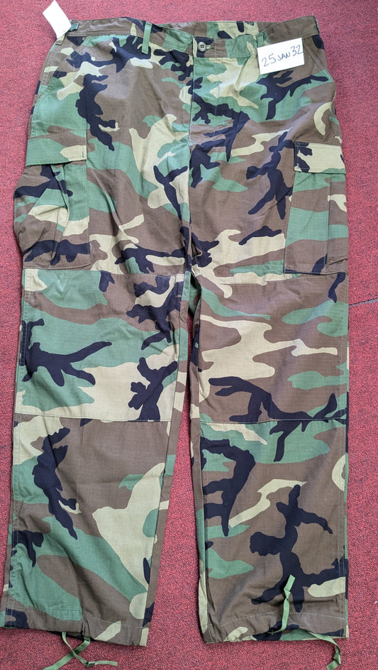 USGI X-Large Regular BDU Woodland Camouflage Tactical Pants Trousers (db08-25jan32)