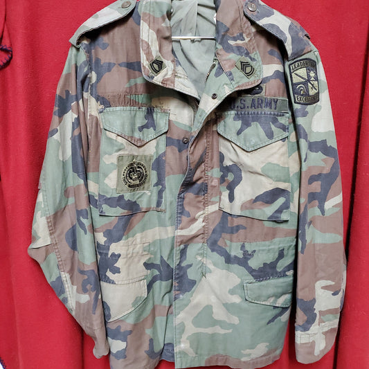 1981 Small/Regular BDU Woodland Man's Cold Weather Field Jacket (jl07C)