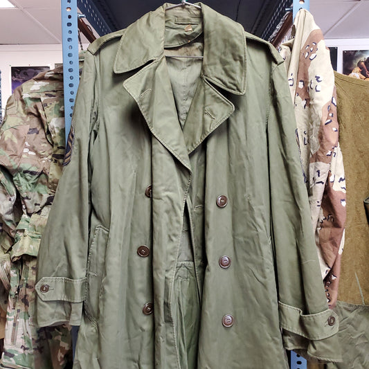 WWII Era 1953 OD Overcoat Field Jacket Small Reg (j29W)