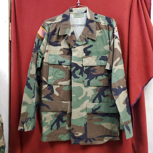 US Army Small Regular BDU Woodland Cold Weather Top Jacket Good Condition (a03 DC01-G)