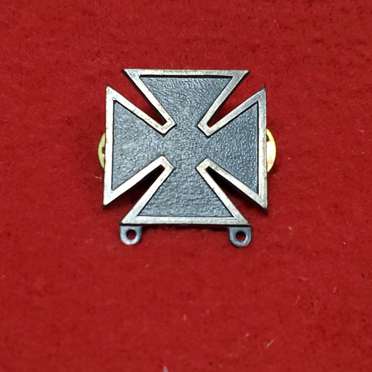 VINTAGE LIGI US Army BASIC Marksman Qualification Badge  Pin Crest DUI Unit (01o129)