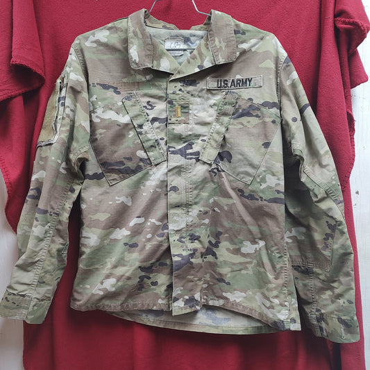 US Army MEDIUM REGULAR Uniform Top OCP Pattern (13o db14-2)