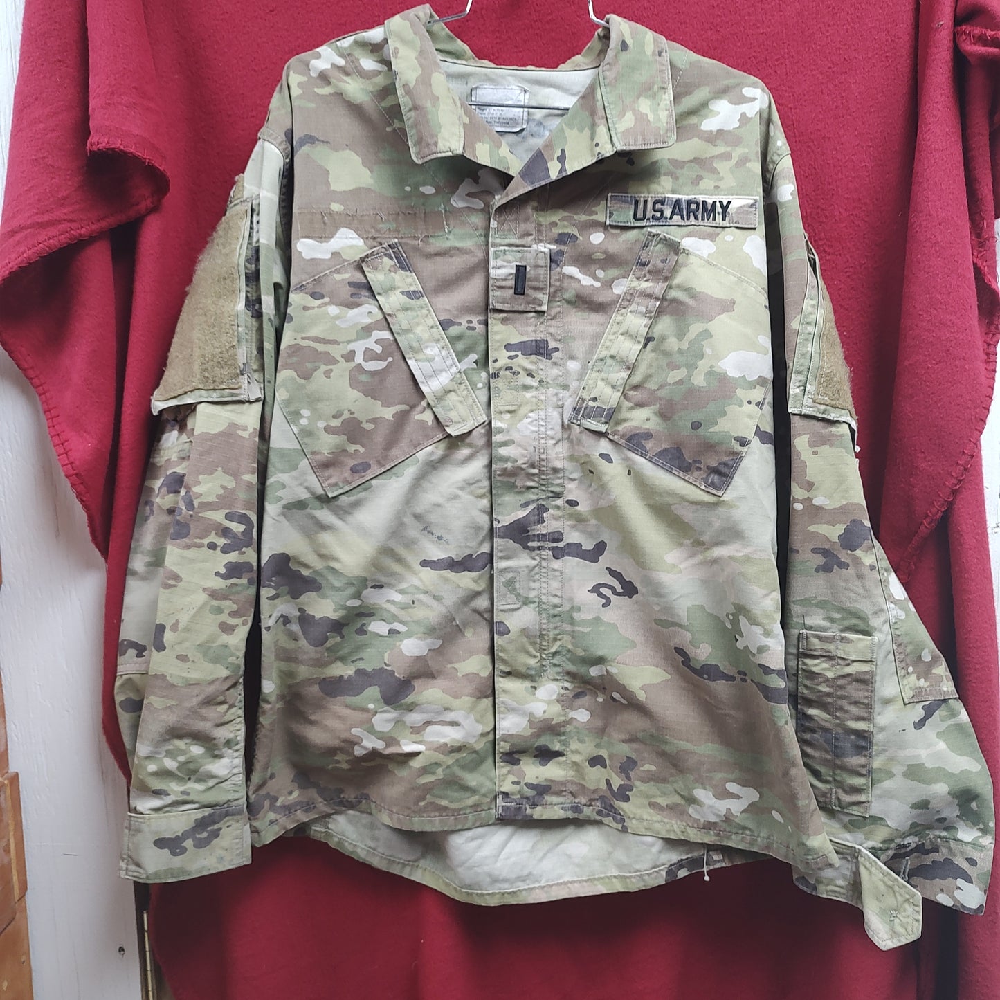 US Army MEDIUM REGULAR Uniform Top OCP Pattern (13o db14-4)