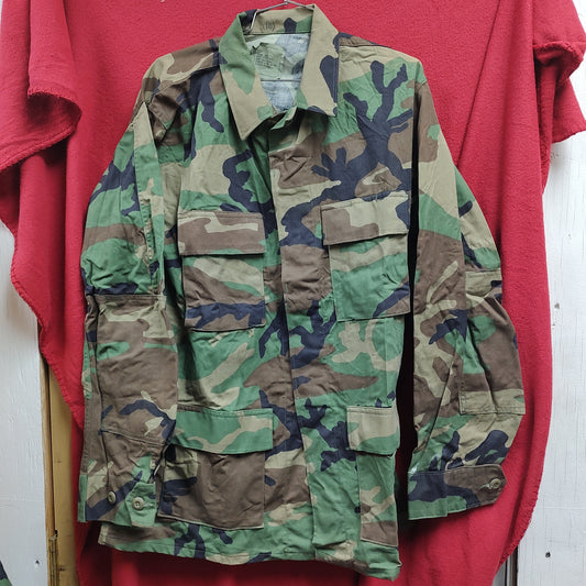 US Army MEDIUM LONG Uniform Top BDU WOODLAND Pattern (13o db14-13)