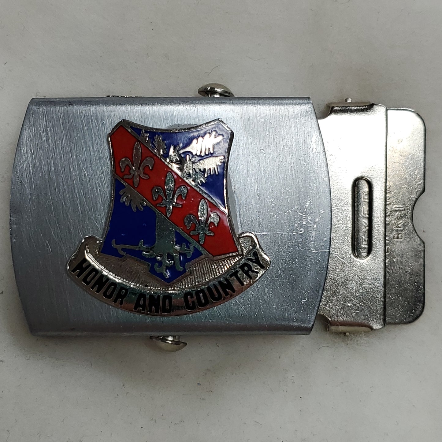 327th Infantry Regiment Unit Crest Belt Buckle (R11JW15BX2)