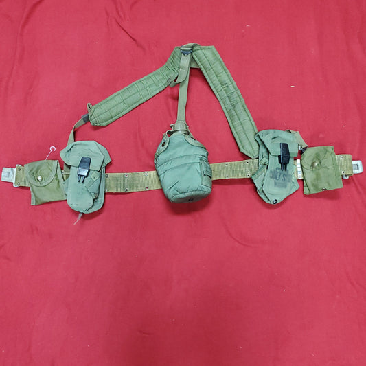 US Army Nylon LC-1-2 Web Belt, Medium(?) w/ Accessories (WBV ca13-12)