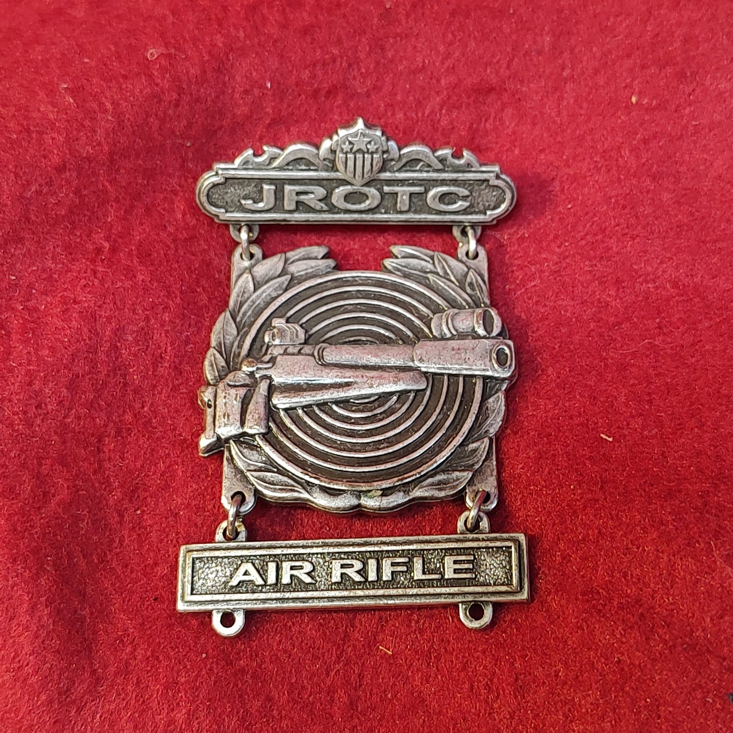 VINTAGE US Army JROTC EXPERT AIR RIFLE Badge Pin(15CR24)
