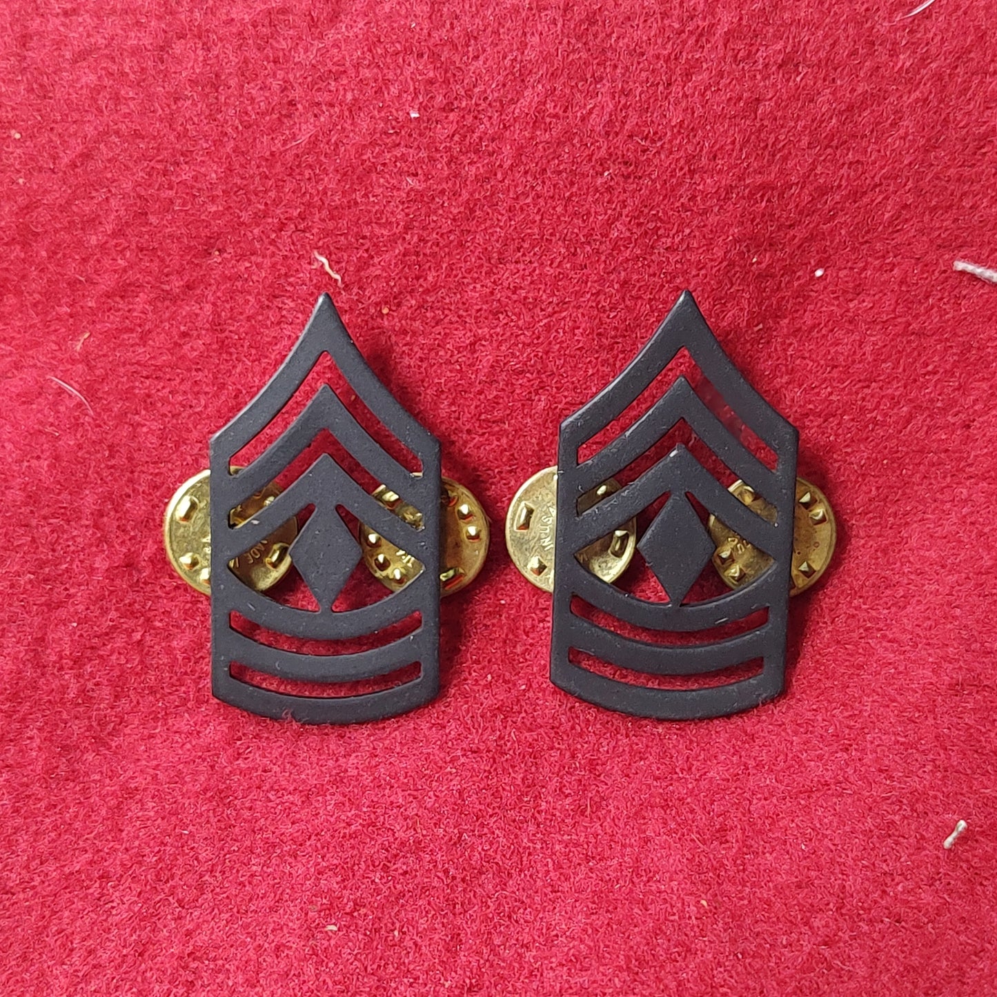 1Pair US Army FIRST SERGEANT Pin-On Rank (26CR4)