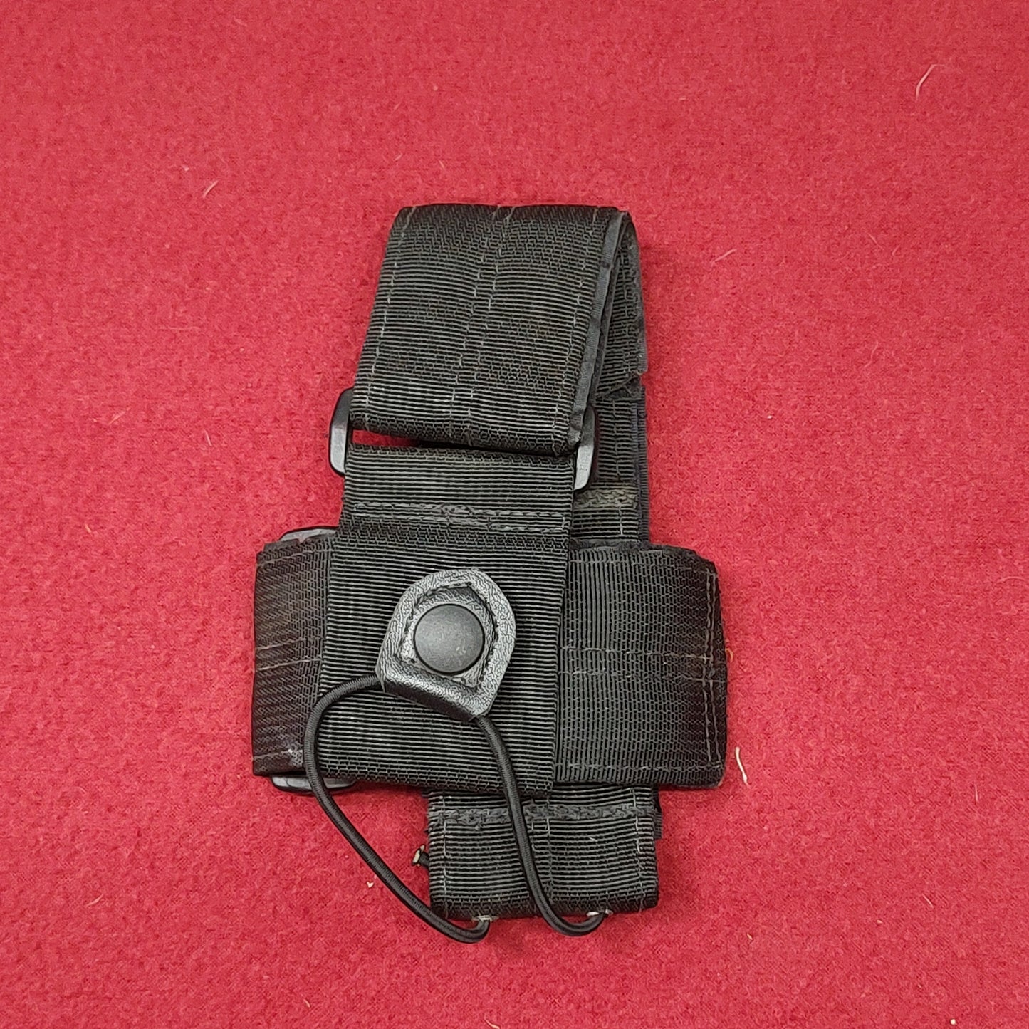 USED BLACKHAWK Black CORDURA Universal Radio Carrier (31CR59)