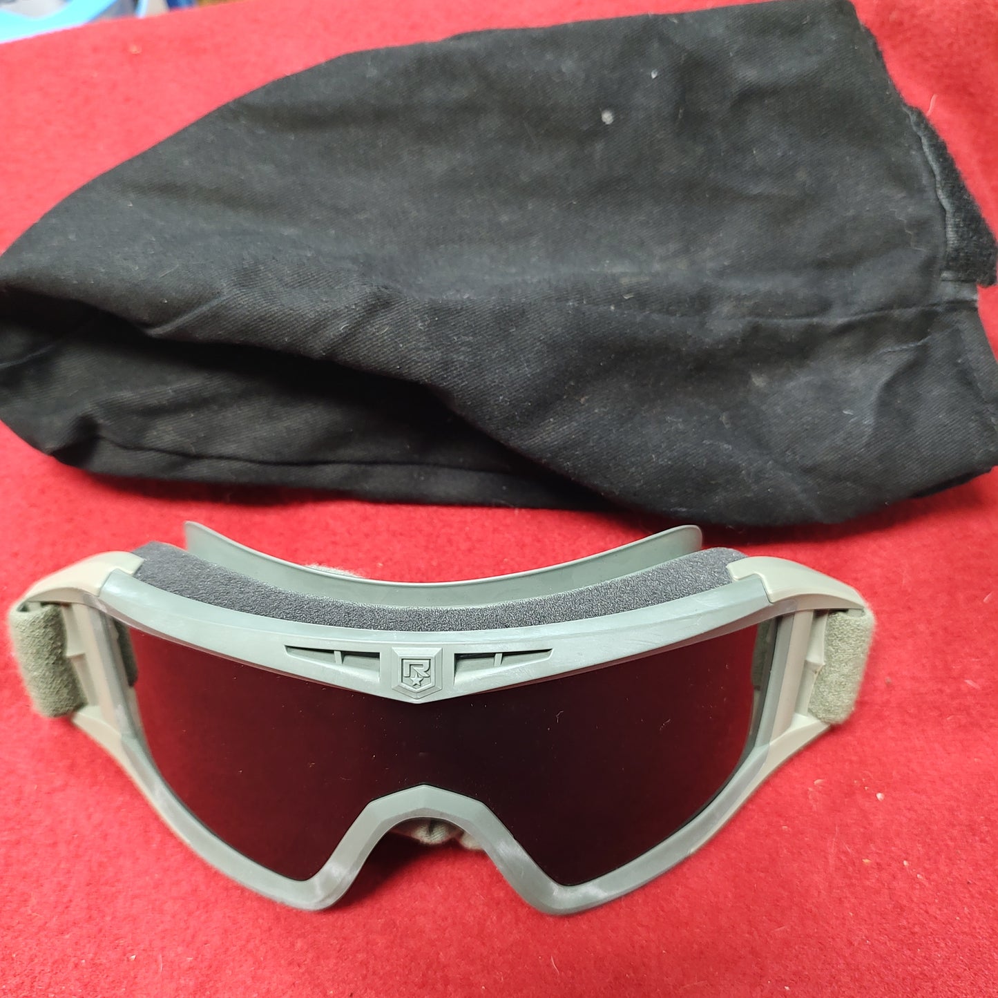 US Army Revision Sand and Wind Goggles Dark Frames Only Good Condition (08g cl2-44)