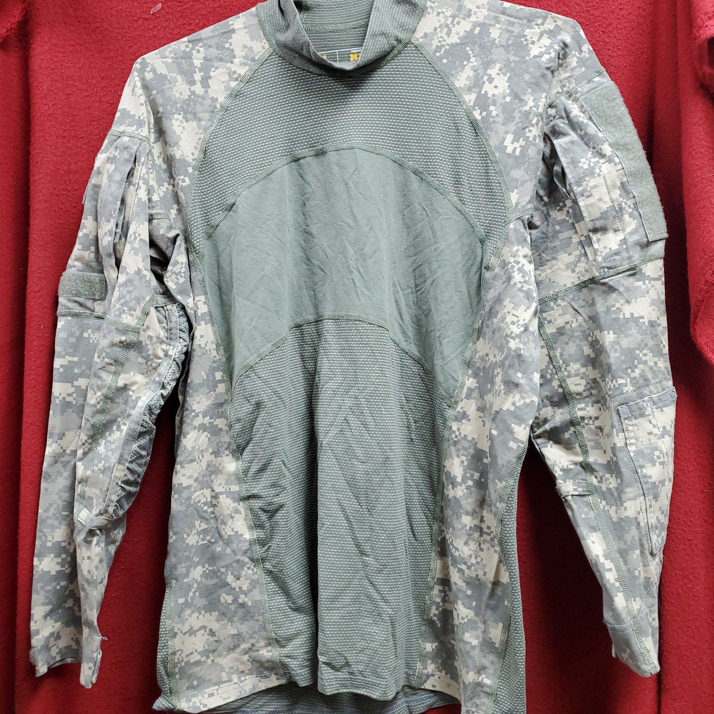 US Army Large ACU Deployment Combat Top Shirt Good (fb11-g204)