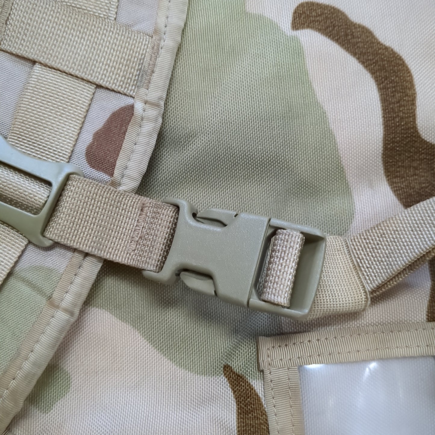 US Army Desert Camo 3 Day Assault Pack 8465-01-515-7594 Molle II (17s-- (ab08-enu158)