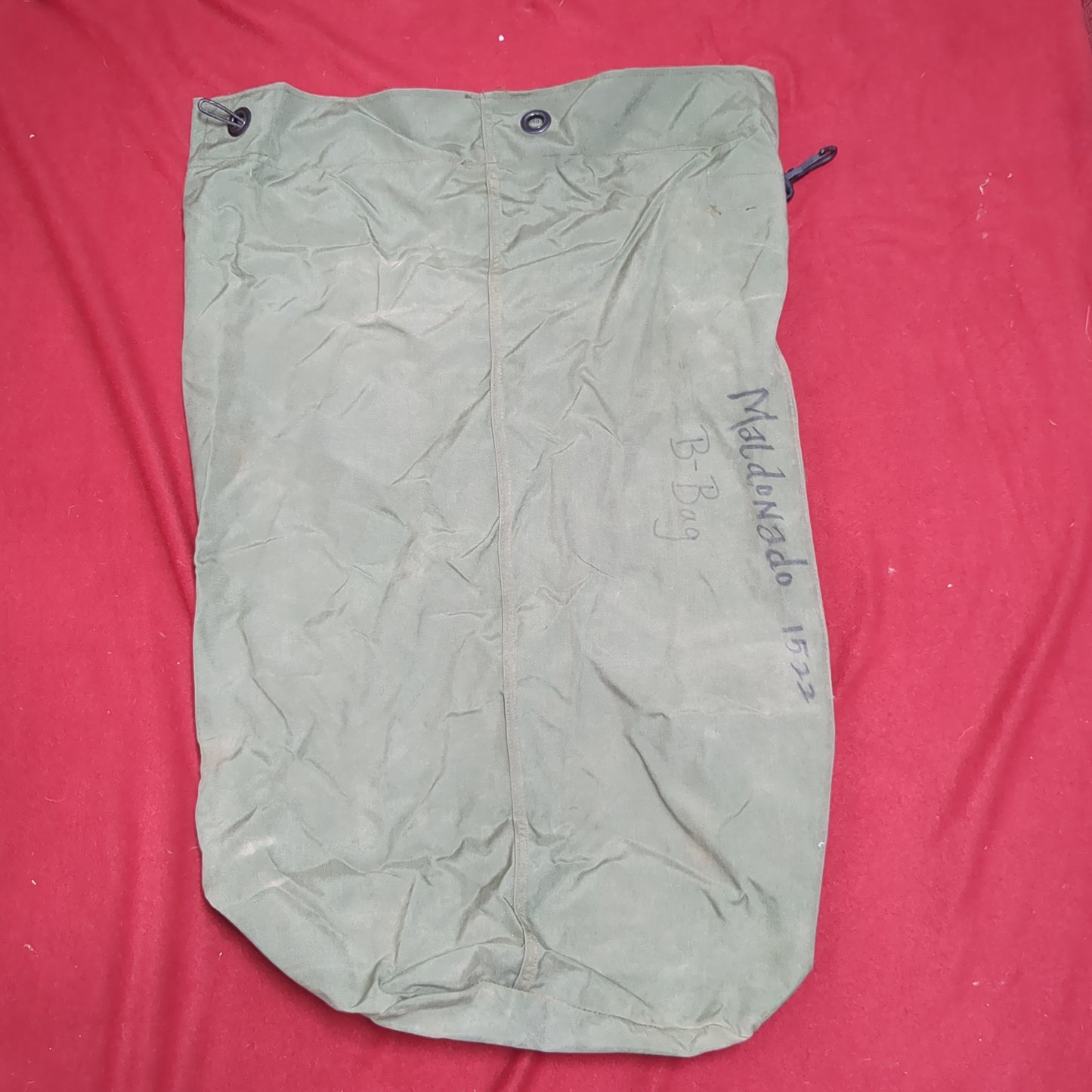 US Military Issued Locking Top Load Nylon Carrying Seabag w/ Straps (dfl5)