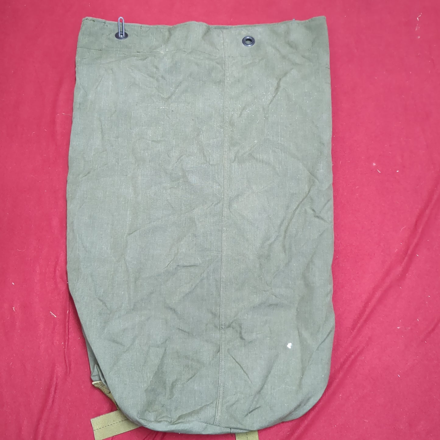 US Military Issued Locking Top Load Nylon Carrying Seabag w/ Straps (dfl10)