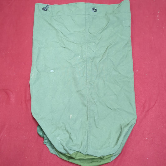 US Military Issued Locking Top Load Nylon Carrying Seabag w/ Straps (dfl17)