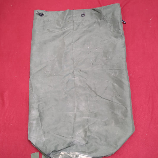 US Military Issued Locking Top Load Nylon Carrying Seabag w/ Straps (dfl18)