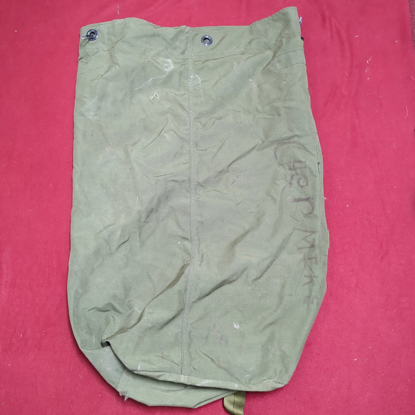 US Military Issued Locking Top Load Nylon Carrying Seabag w/ Straps (dfl19)