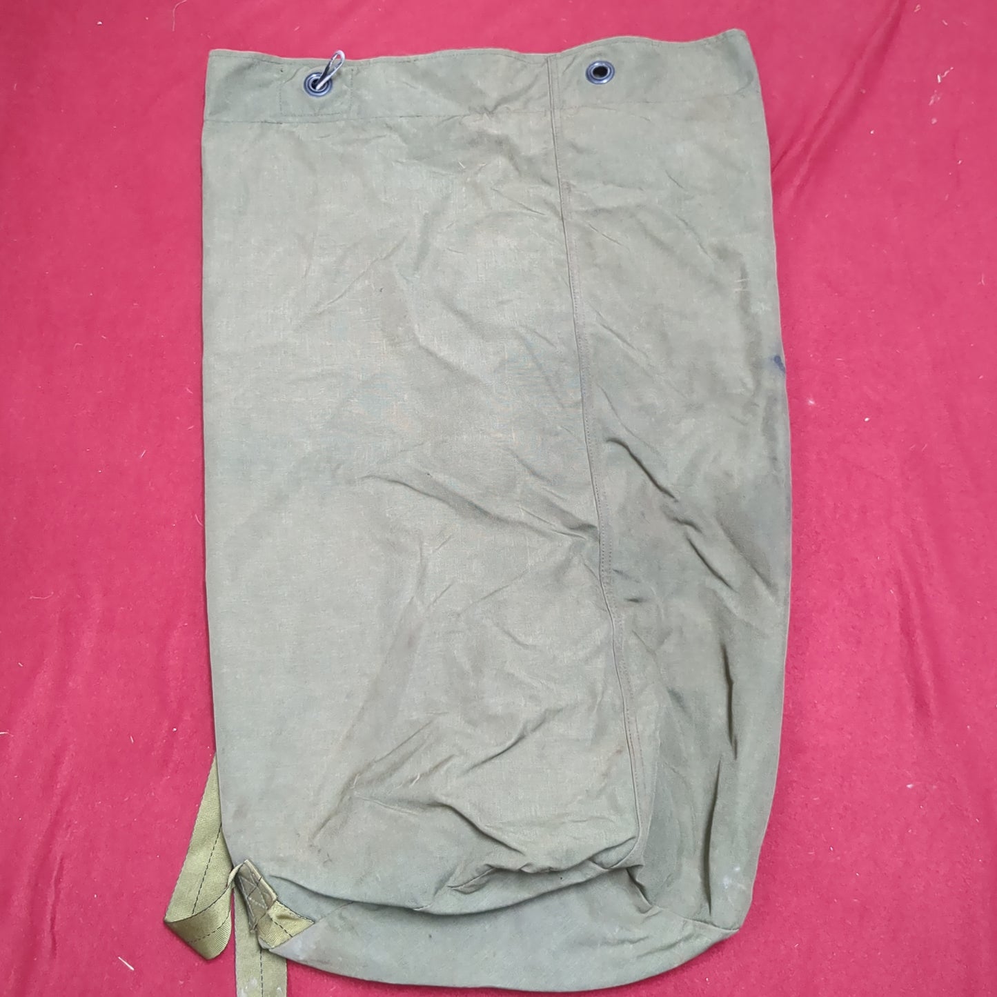 US Military Issued Locking Top Load Nylon Carrying Seabag w/ Straps (dfl24)