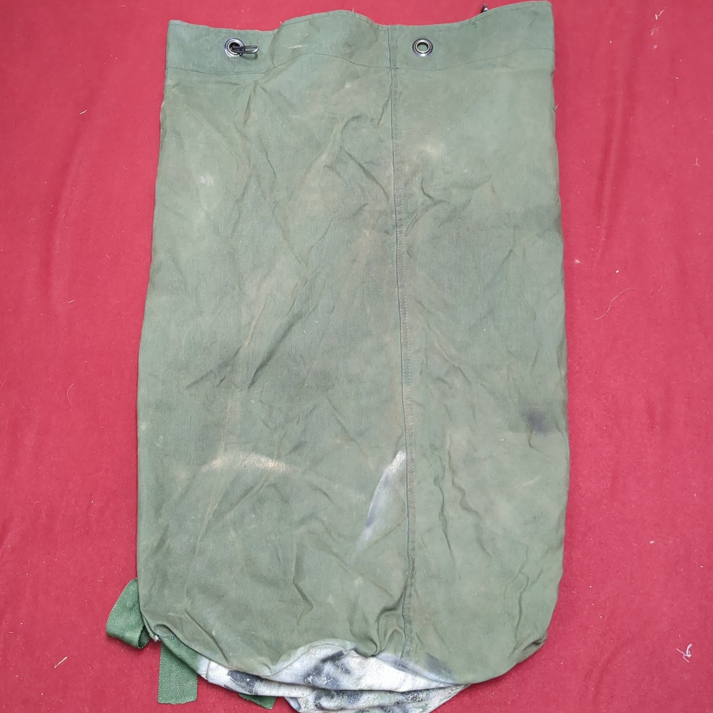 US Military Issued Locking Top Load Nylon Carrying Seabag w/ Straps (dfl34)