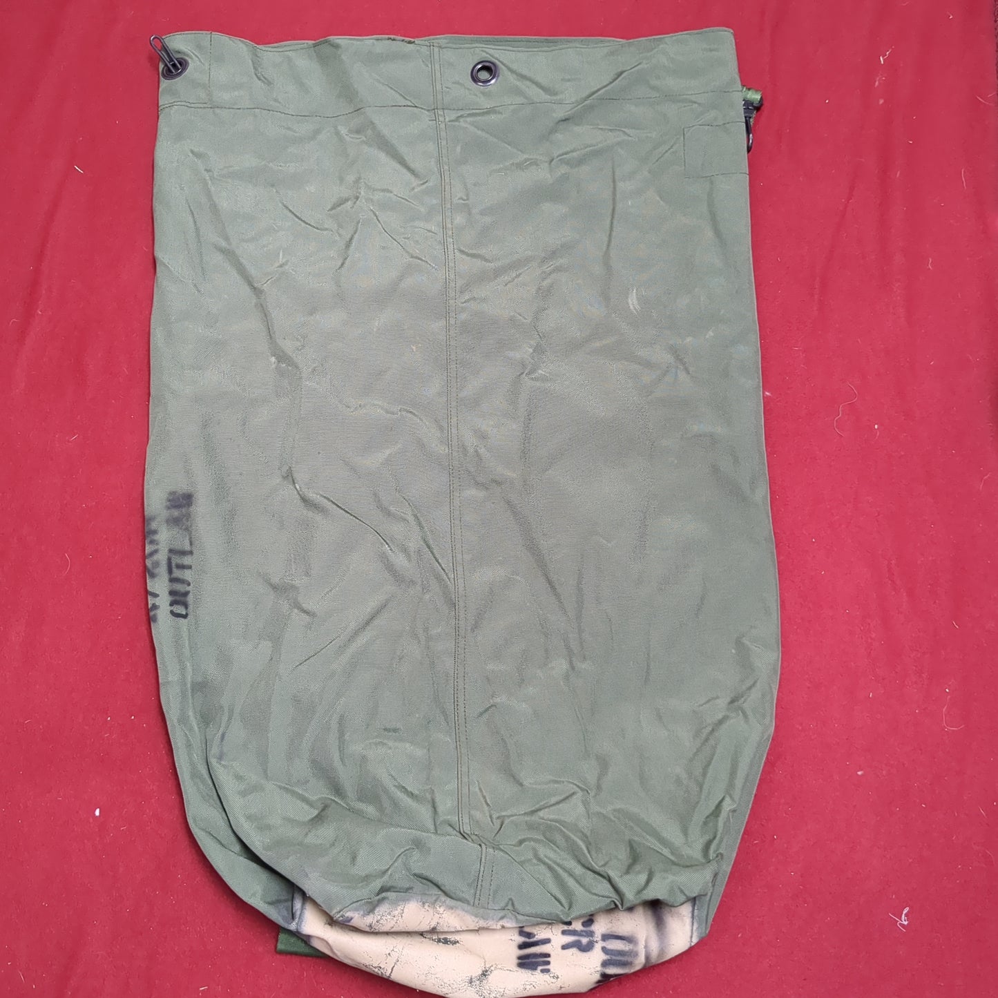 US Military Issued Locking Top Load Nylon Carrying Seabag w/ Straps (dfl37)