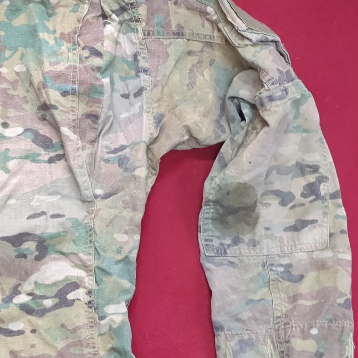 US Army SMALL REGULAR Traditional OCP Uniform Top Air Force USED (ocp2- fa18-MH602)