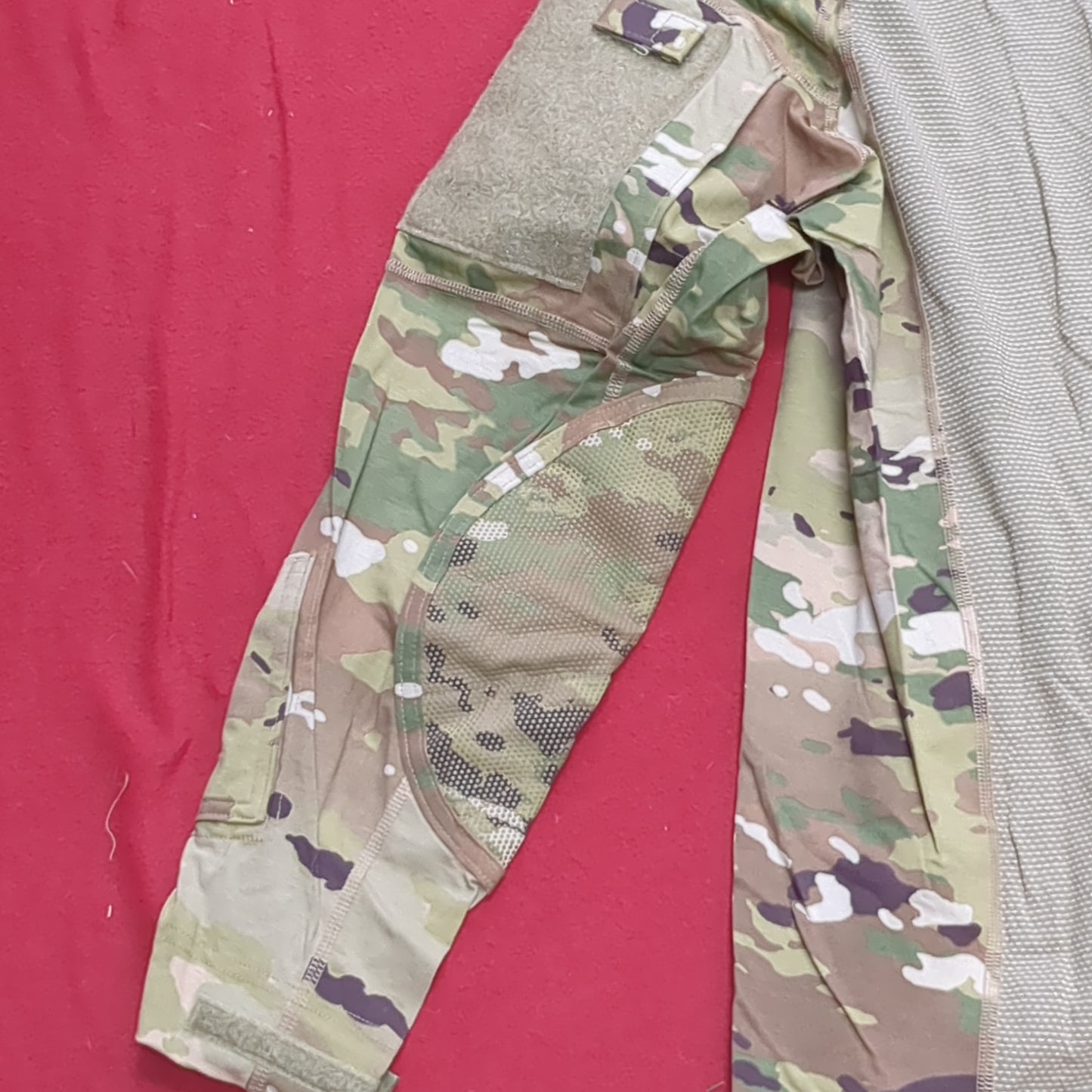 US Army Medium 1/4 Quarter Zip Type 2 Combat OCP Multicam FRAC Top Shirt (cso- fa10-MH662)