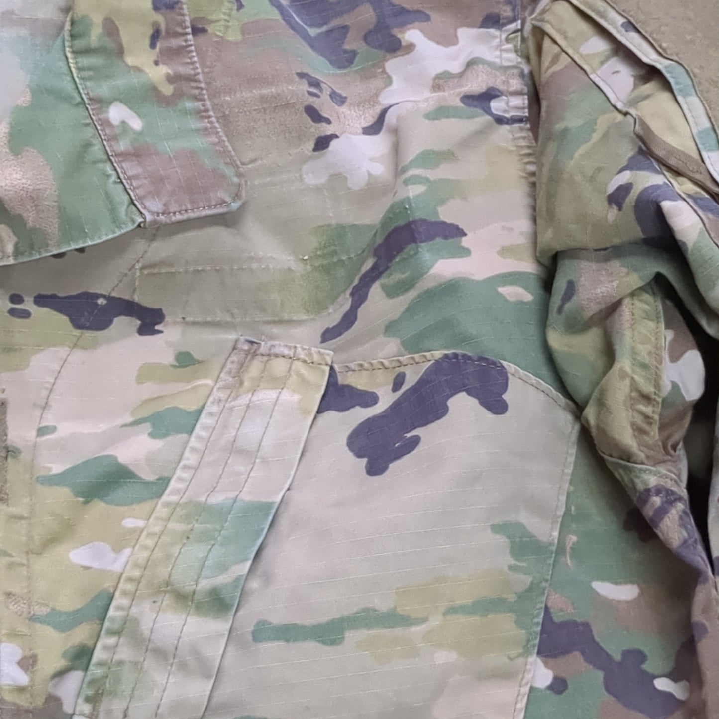 SET of US Army Medium Regular (MR)Top/Pants (MS) Traditional OCP Uniform Top Pants Air Force Used (fc07-MH667)