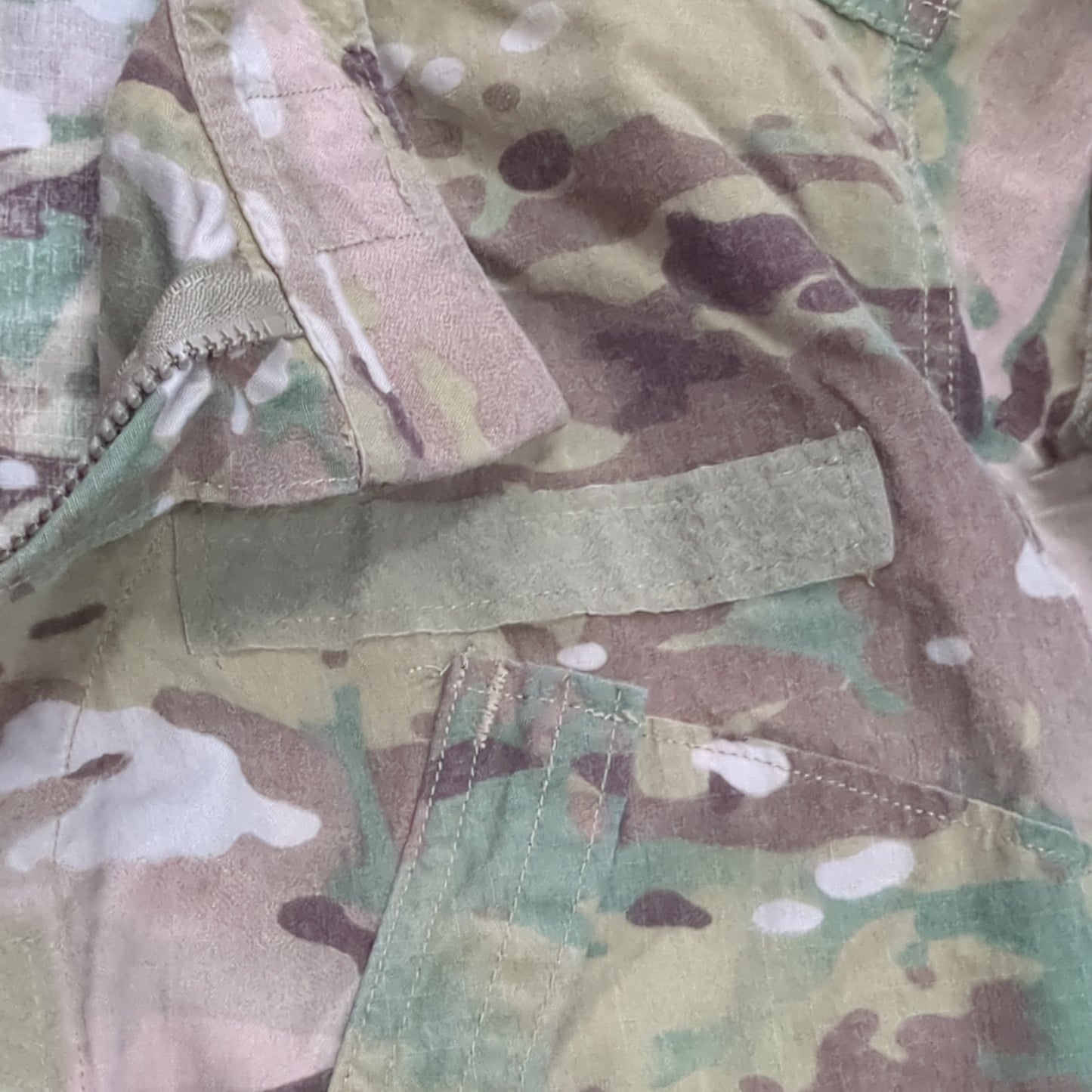 US Army Medium Regular Multicam Flame Resistant Frac Uniform Top Shirt (fc07-MH676)